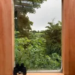 Fern Valley Tiny House Dağ evi