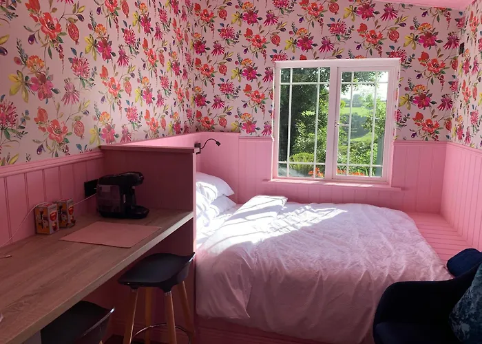 Chalet Fern Valley Tiny House Virginia