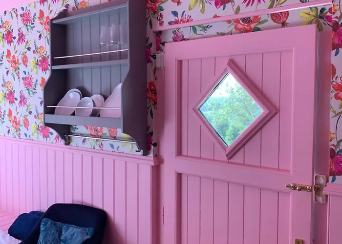 Fern Valley Tiny House Chalet