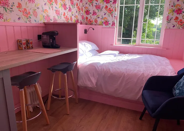 Chalet Fern Valley Tiny House