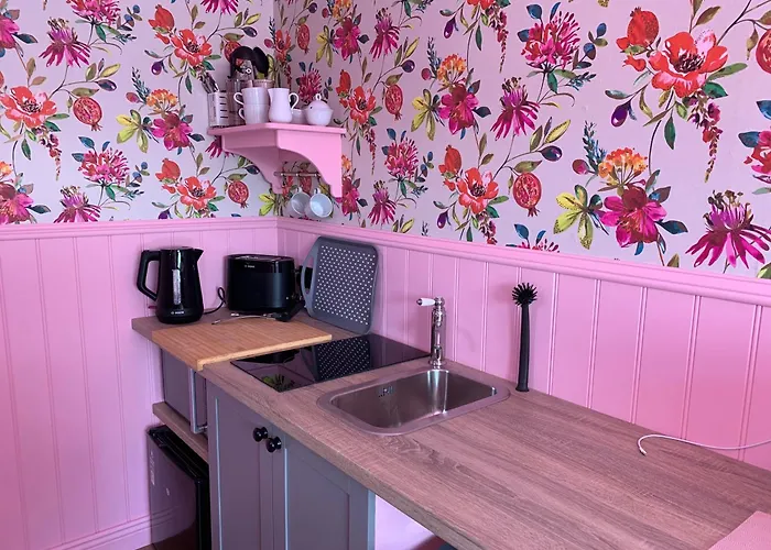 Chalet Fern Valley Tiny House *