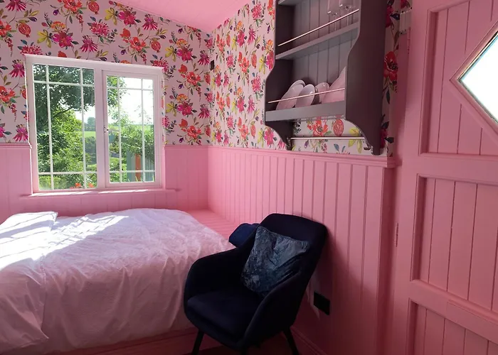 Chalet Fern Valley Tiny House Virginia